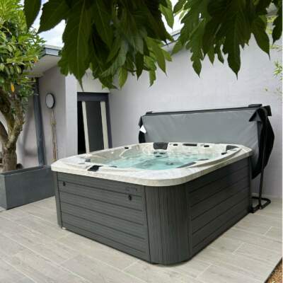 Installation spa P584 Be Well Canada Spa à Eguenigue 90150